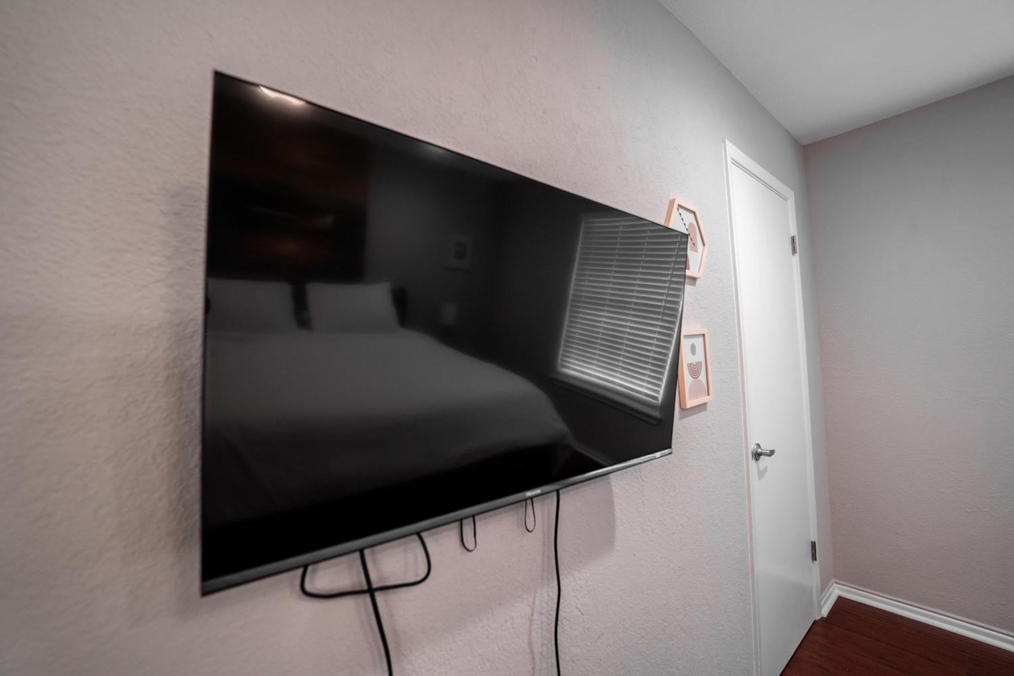Spacious 4 Bedroom With Pool-Minutes To Seaworld And Lackland Afb サンアントニオ エクステリア 写真